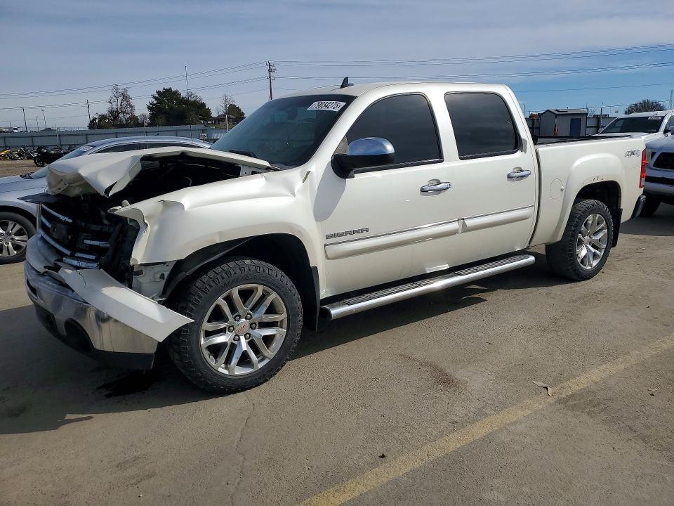 2013 GMC Sierra K1500 slt