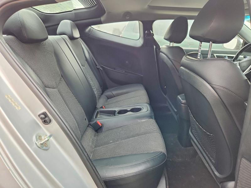 2015 Hyundai Veloster Base