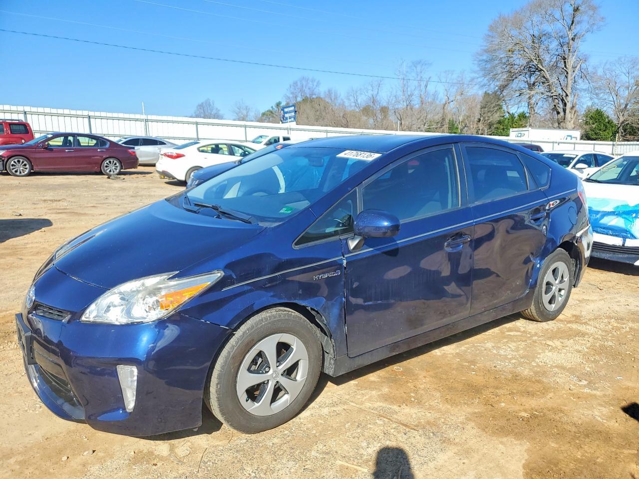 2015 Toyota Prius two