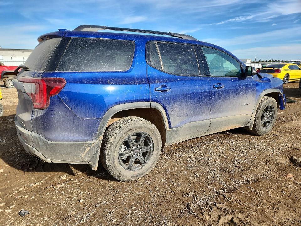 2023 GMC Acadia AT4