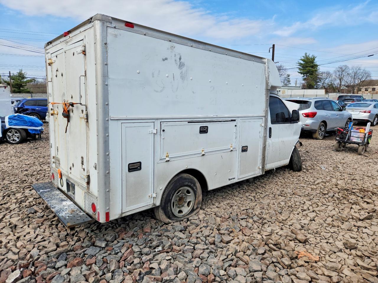2005 Chev Express G3500