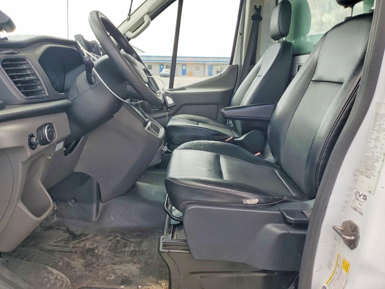 2020 Ford Transit Delivery Truck