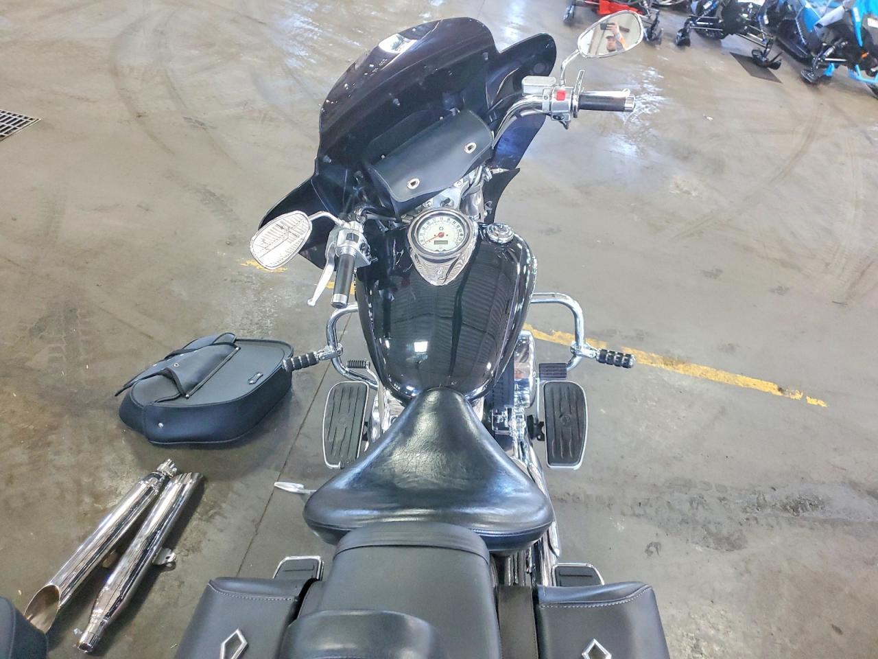 2002 Yamaha XVS1100 A