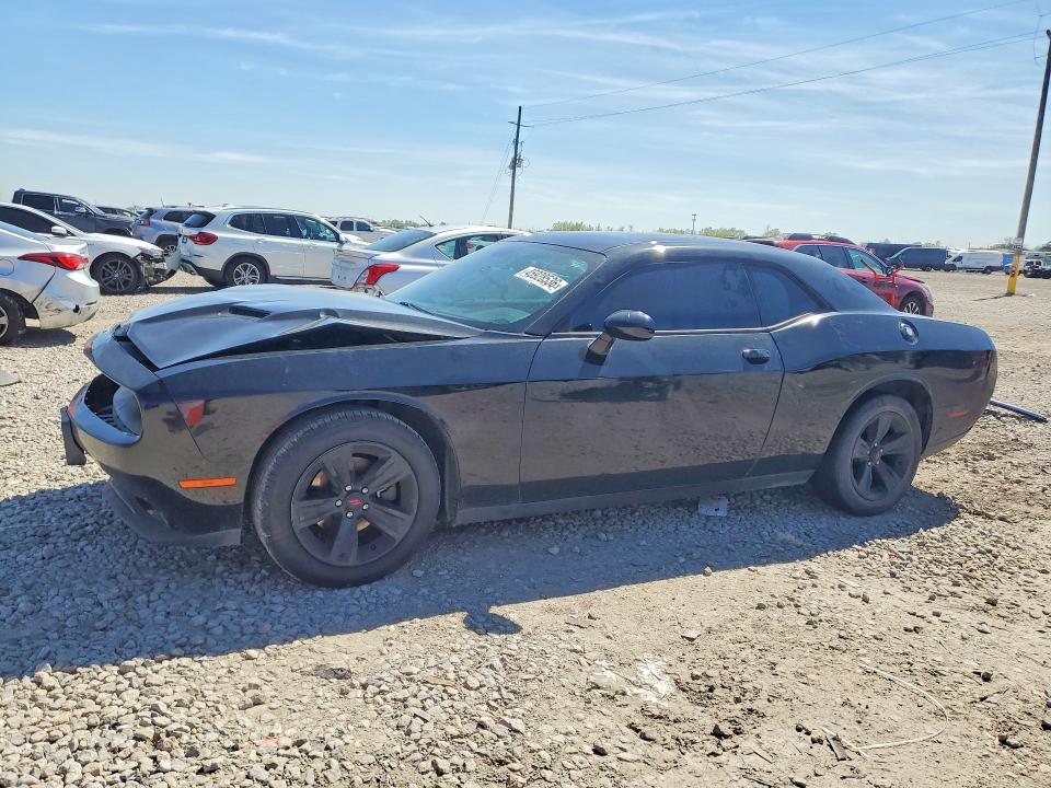 2016 Dodge Challenger sxt