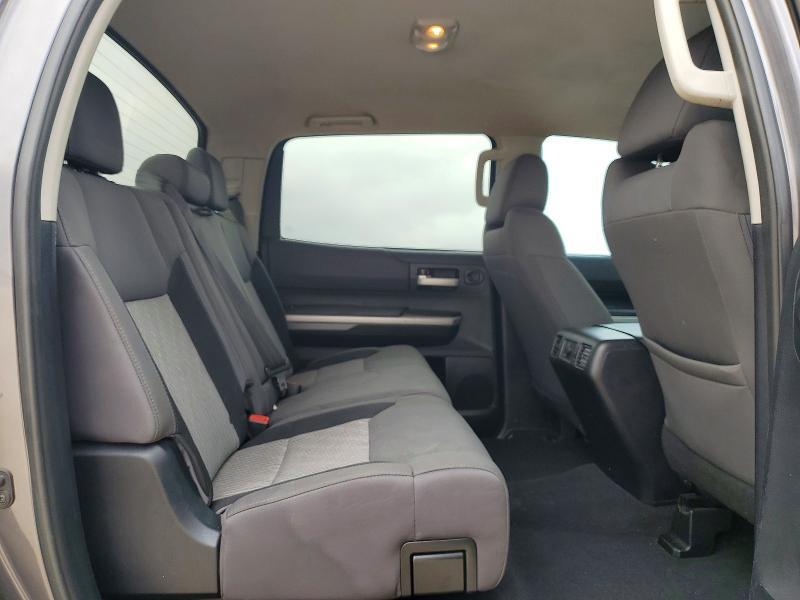 2015 Toyota Tundra SR5