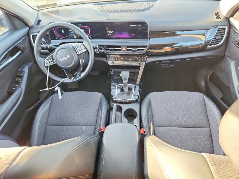 2025 KIA Seltos s