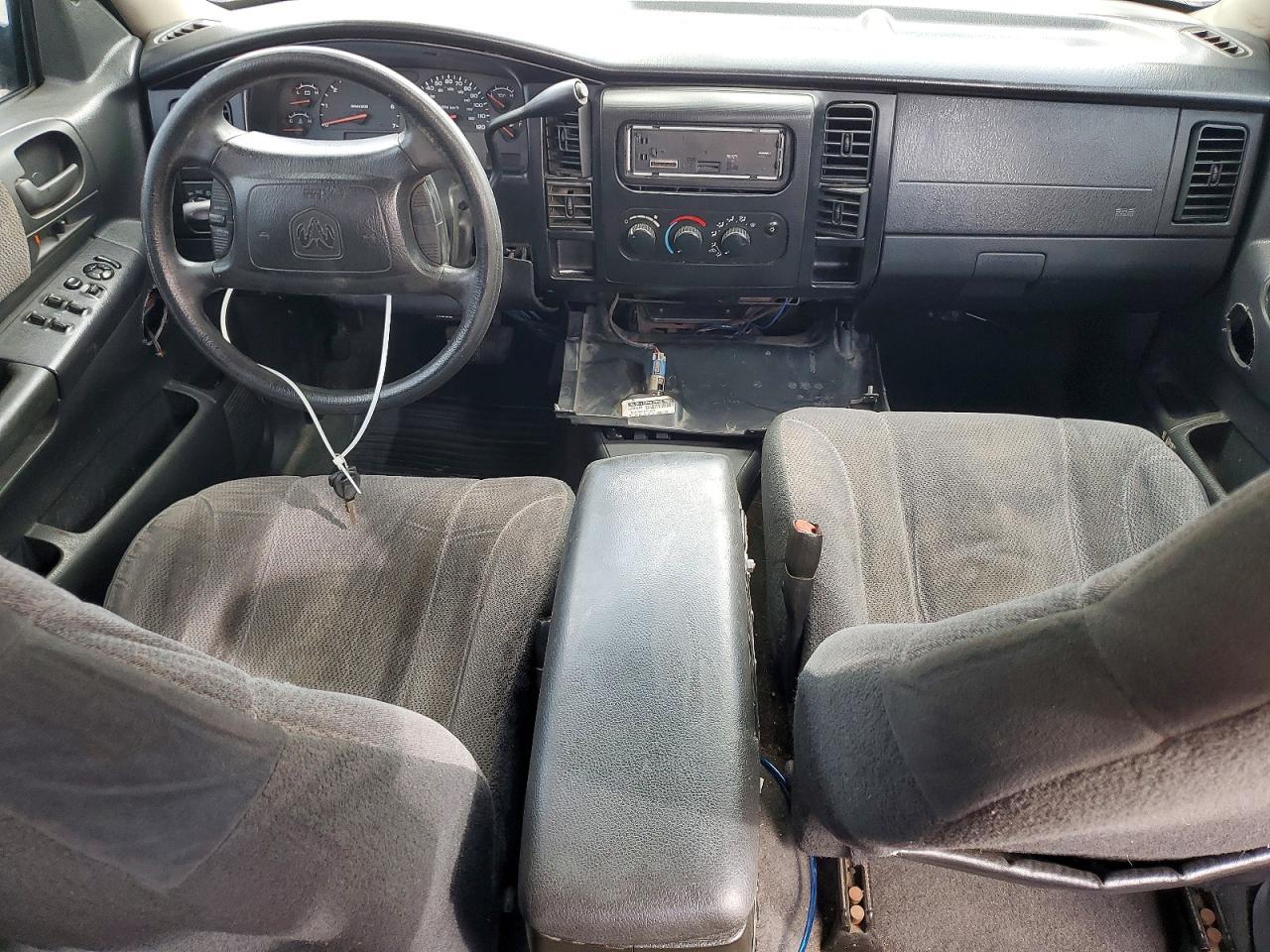 2004 Dodge Dakota