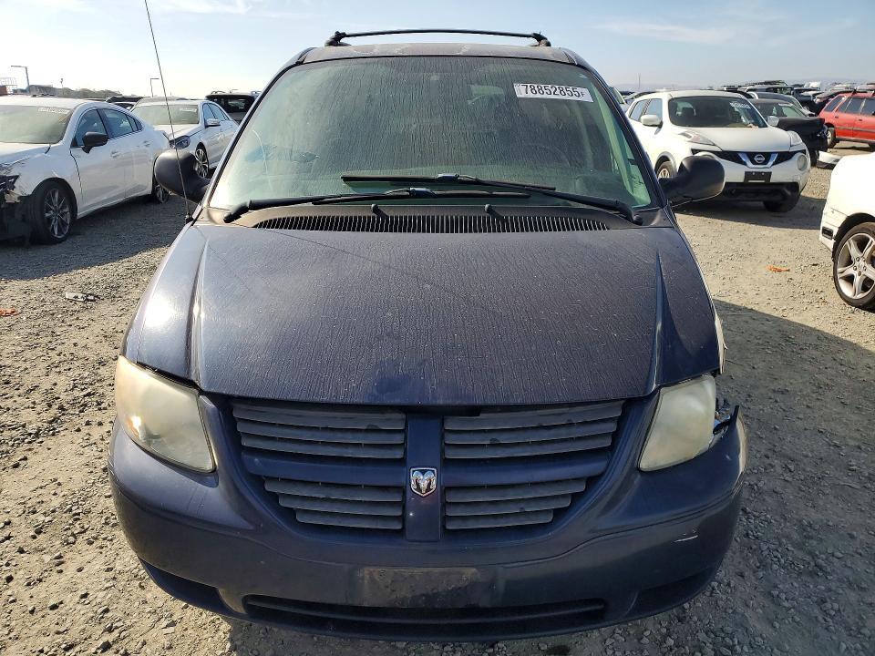 2005 Dodg Caravan se