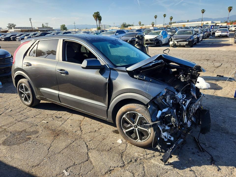 2026 KIA Niro lx
