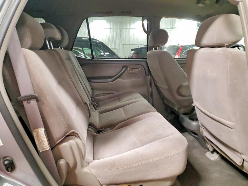 2003 Toyota Sequoia SR5