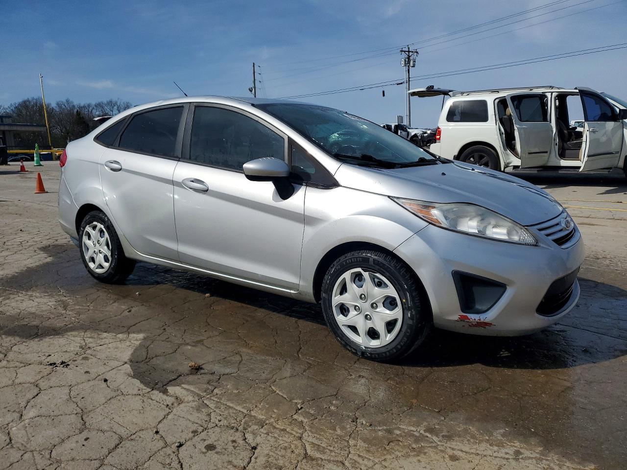 2013 Ford Fiesta s