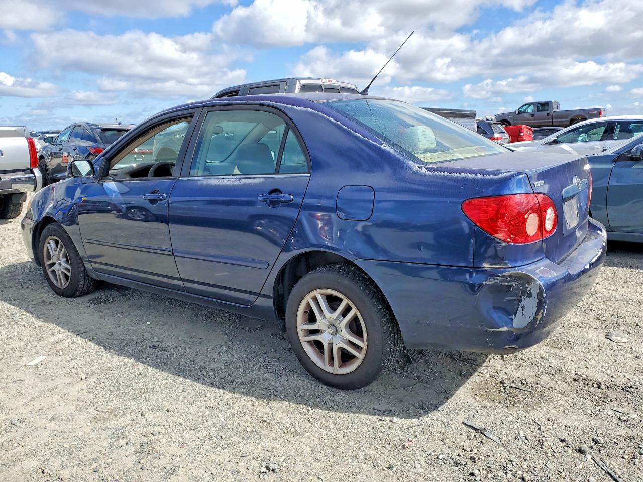 2005 Toyota Corolla le