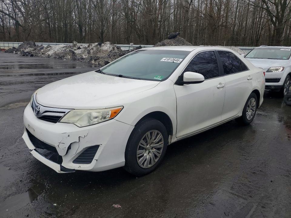 2012 Toyota Camry le