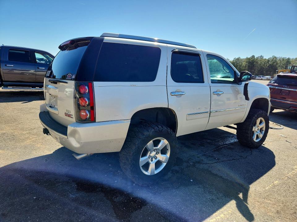 2010 GMC Yukon Denali