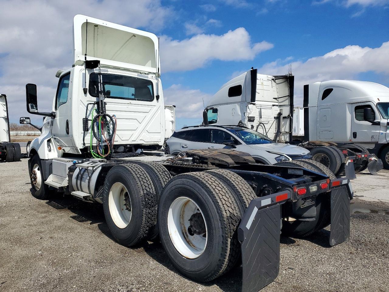 2019 International LT625