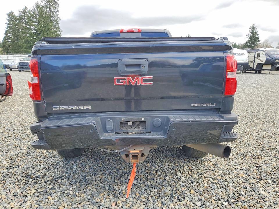 2015 GMC Sierra K3500 Denali