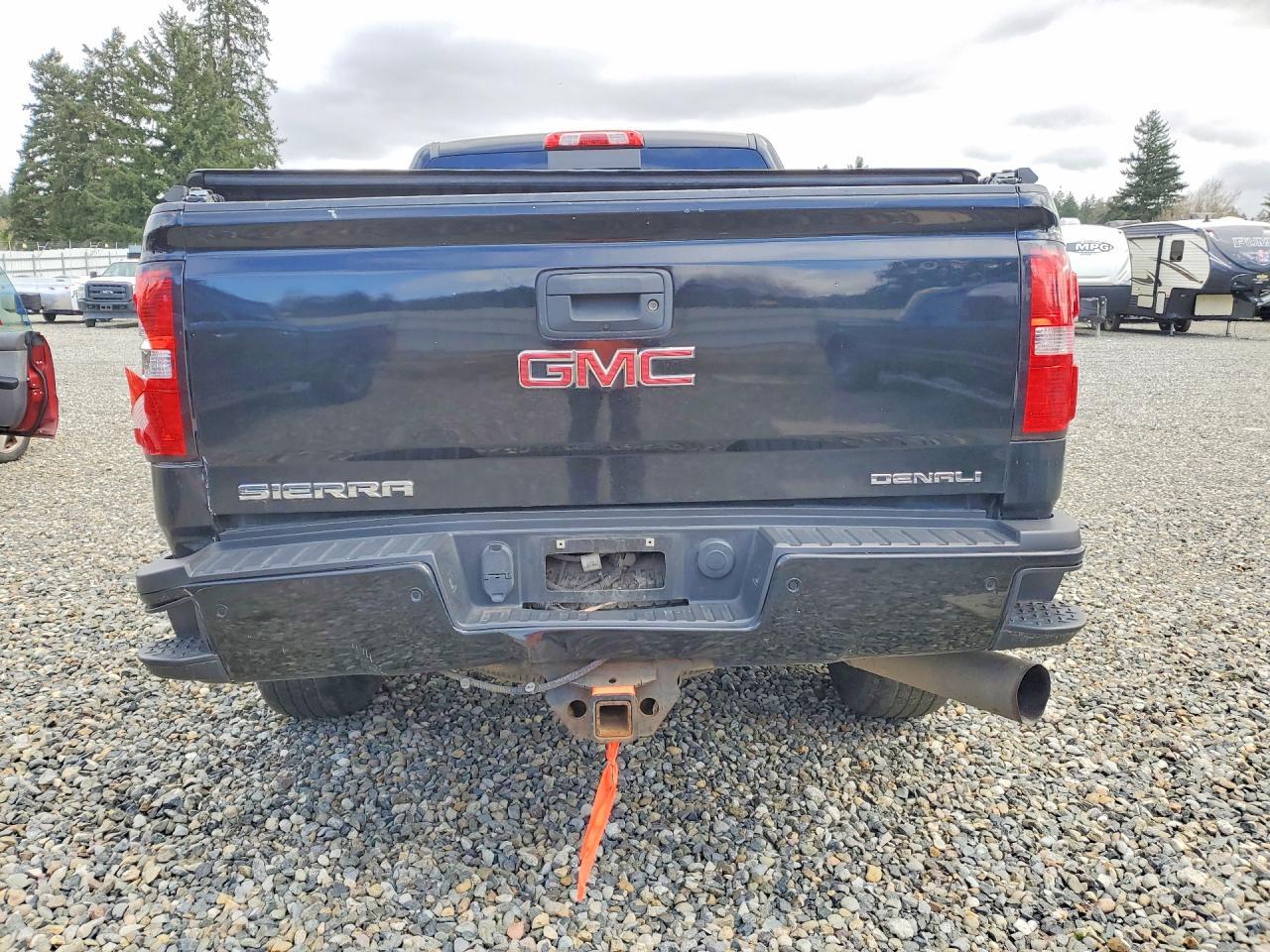 2015 GMC Sierra K3500 Denali