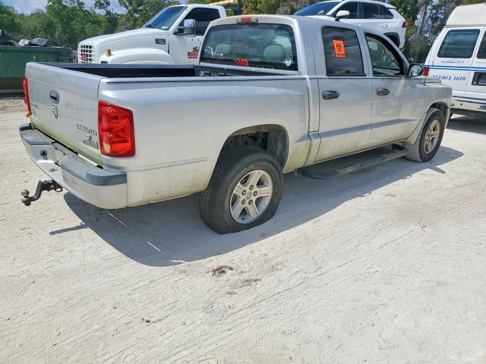 2011 Dodge Dakota slt
