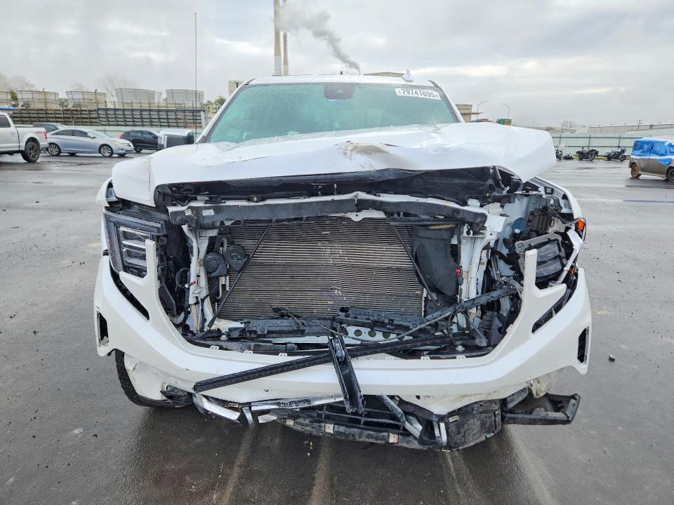 2025 GMC Sierra K1500 Denali