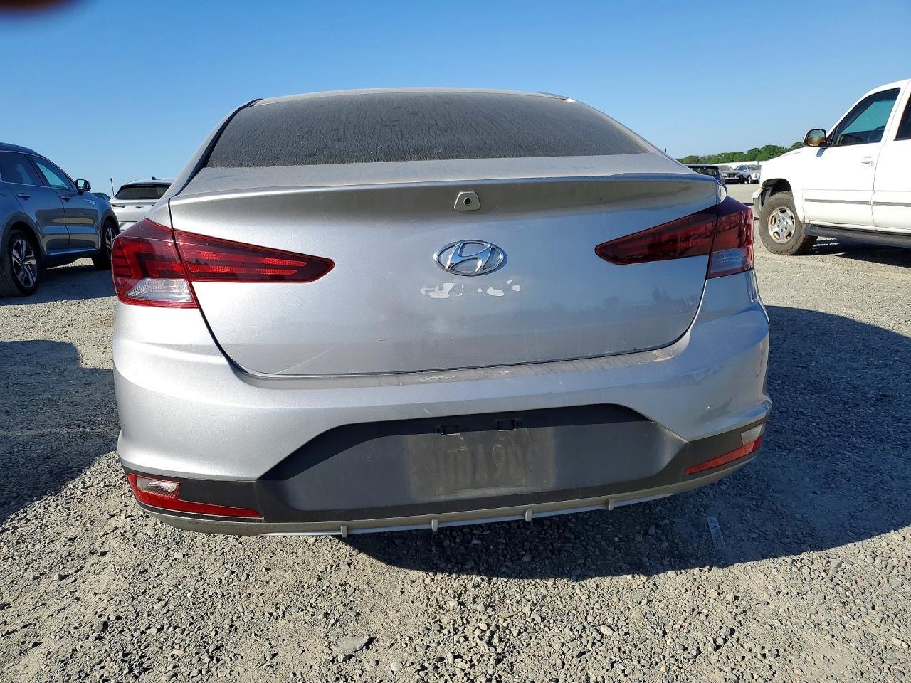 2020 Hyundai Elantra se