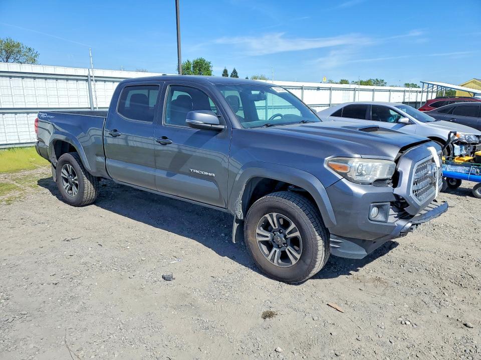 2017 Toyota Tacoma TRD Sport