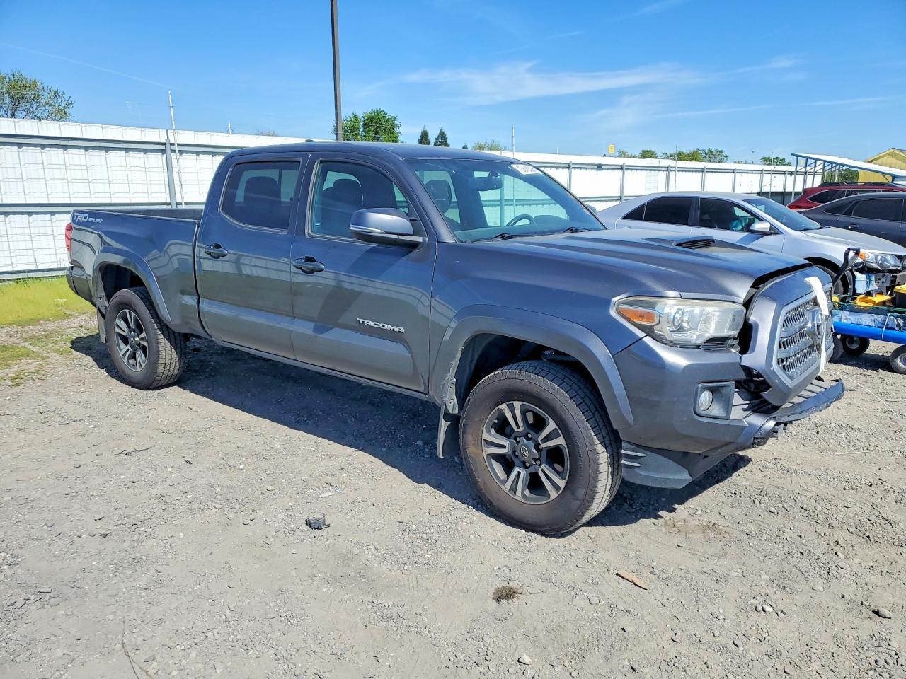 2017 Toyota Tacoma TRD Sport