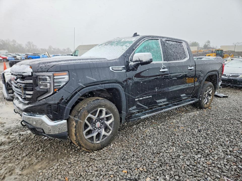 2024 GMC Sierra K1500 SLT