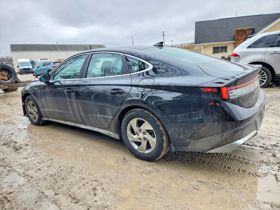 2025 Hyundai Sonata se