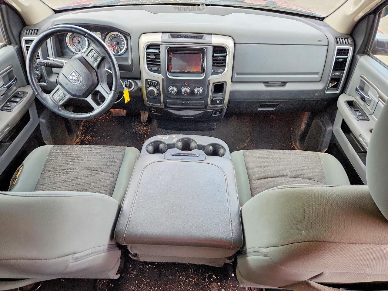 2015 Dodge RAM 1500 SLT