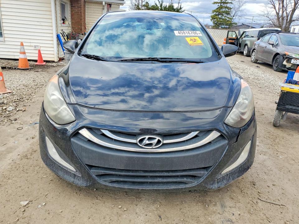 2013 Hyundai Elantra gt Base