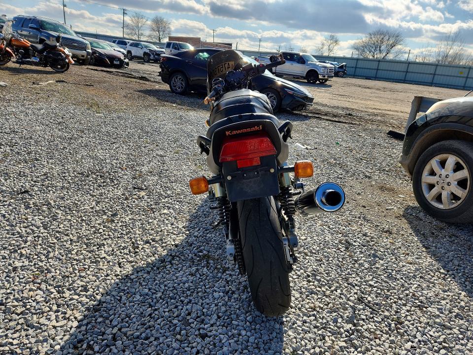 2000 Kawasaki ZR1100