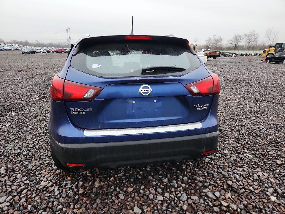 2017 Nissan Rogue Sport sl