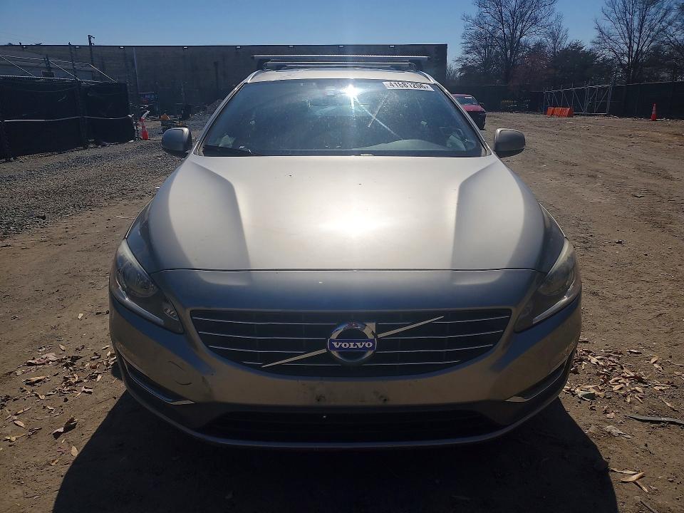 2015 Volvo V60 Premier