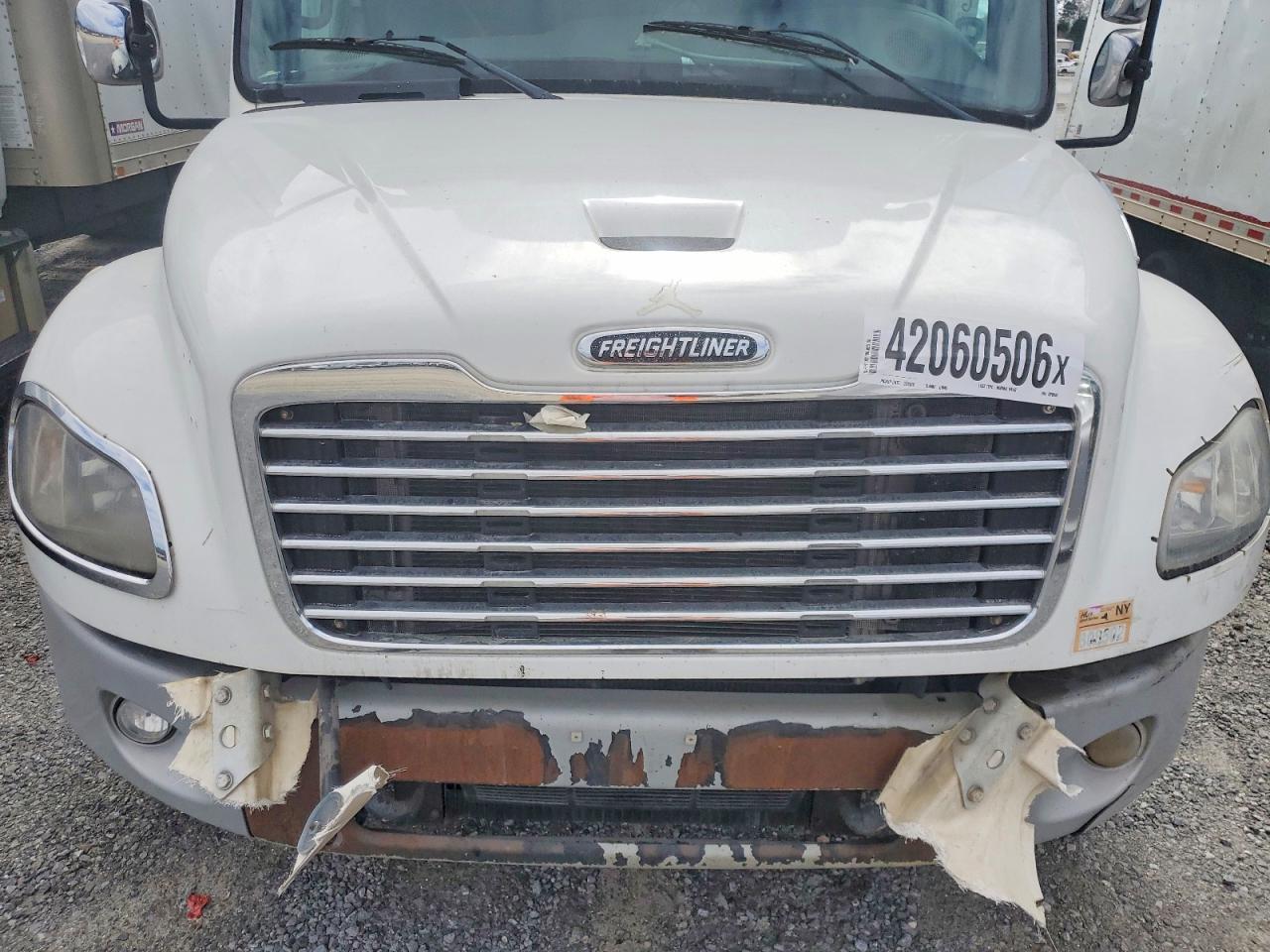 2015 Freightliner Business Class M2 Refrigerated B