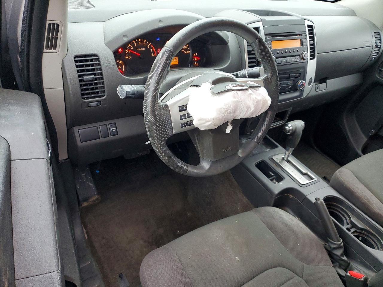 2016 Nissan Frontier S