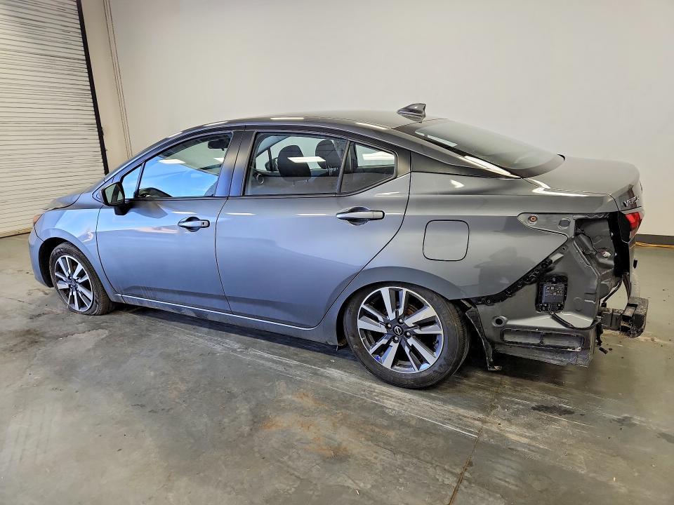 2025 Nissan Versa sv