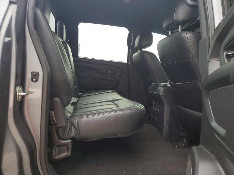 2018 Nissan Titan XD SV