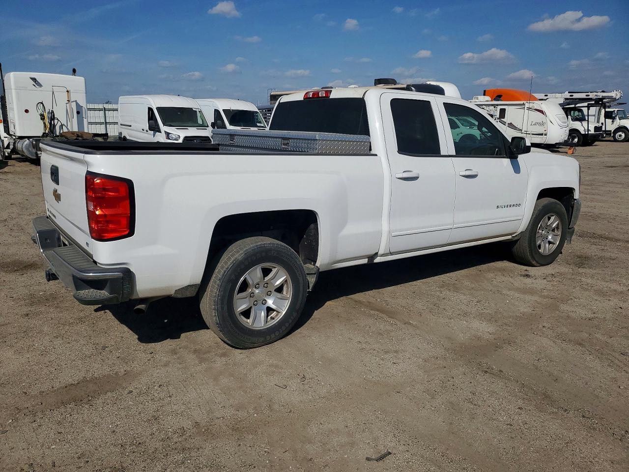 2017 Chevrolet Silverado C1500 lt