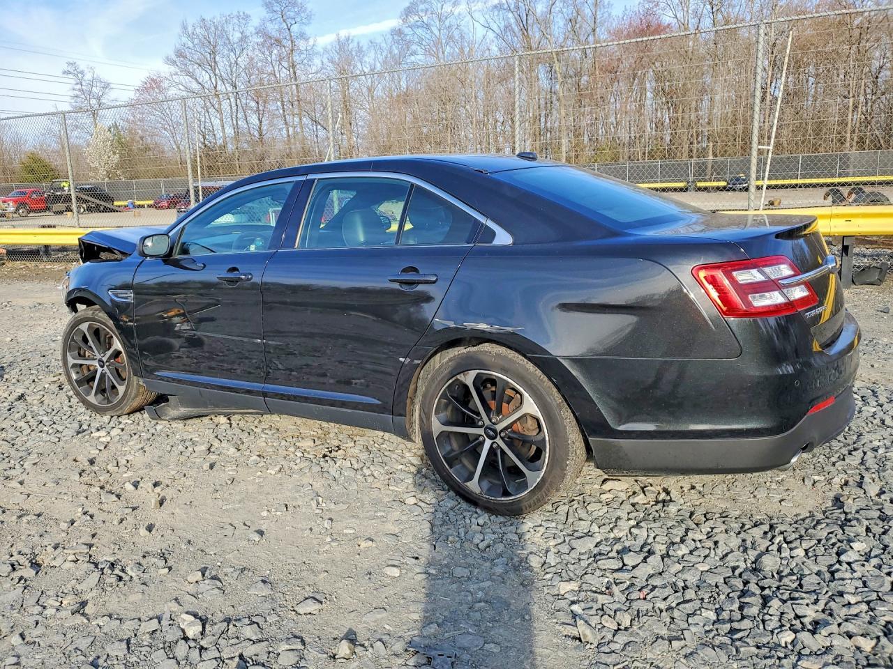 2015 Ford Taurus sel