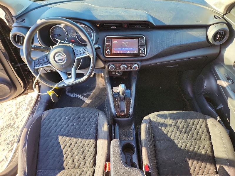 2022 Nissan Kicks s