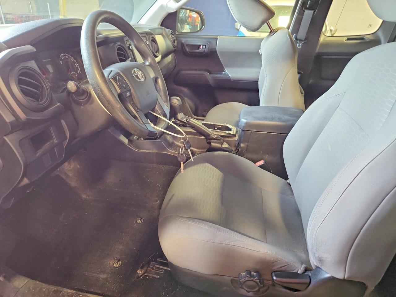 2017 Toyota Tacoma SR