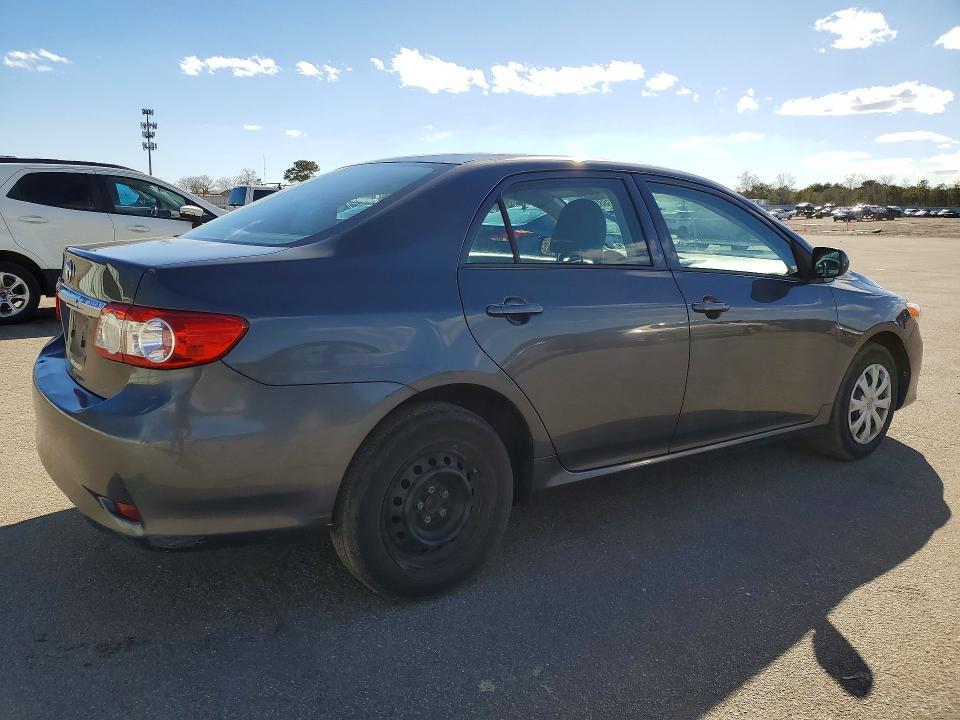 2013 Toyota Corolla l