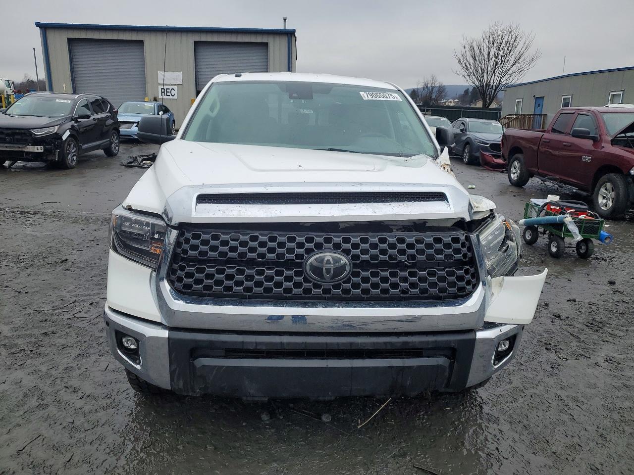2018 Toyota Tundra SR5