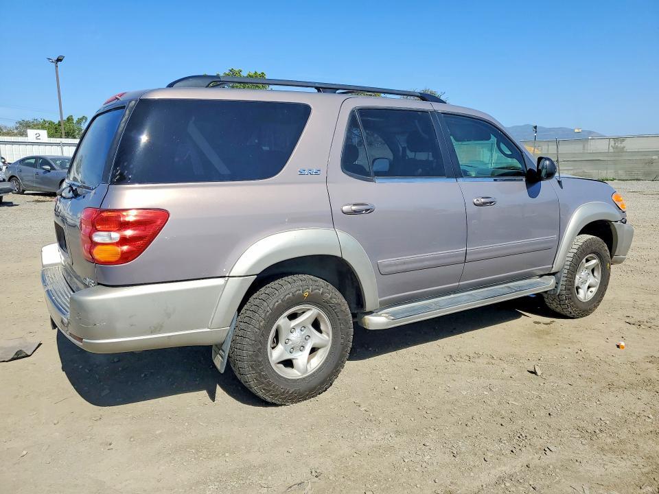 2002 Toyota Sequoia SR5