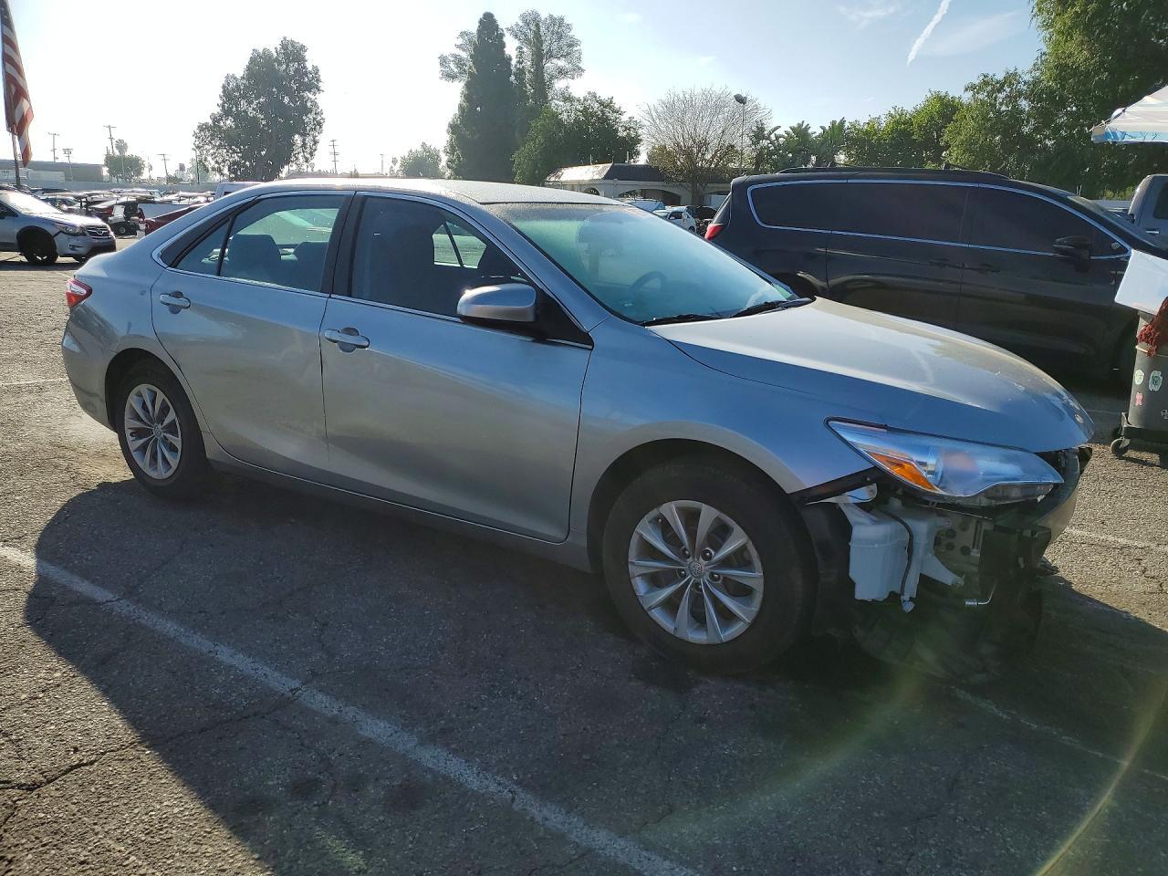 2017 Toyota Camry le