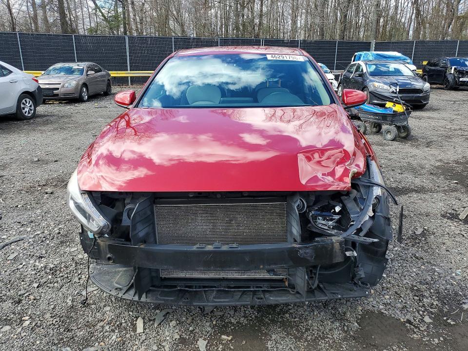 2018 Hyundai Elantra gt Base