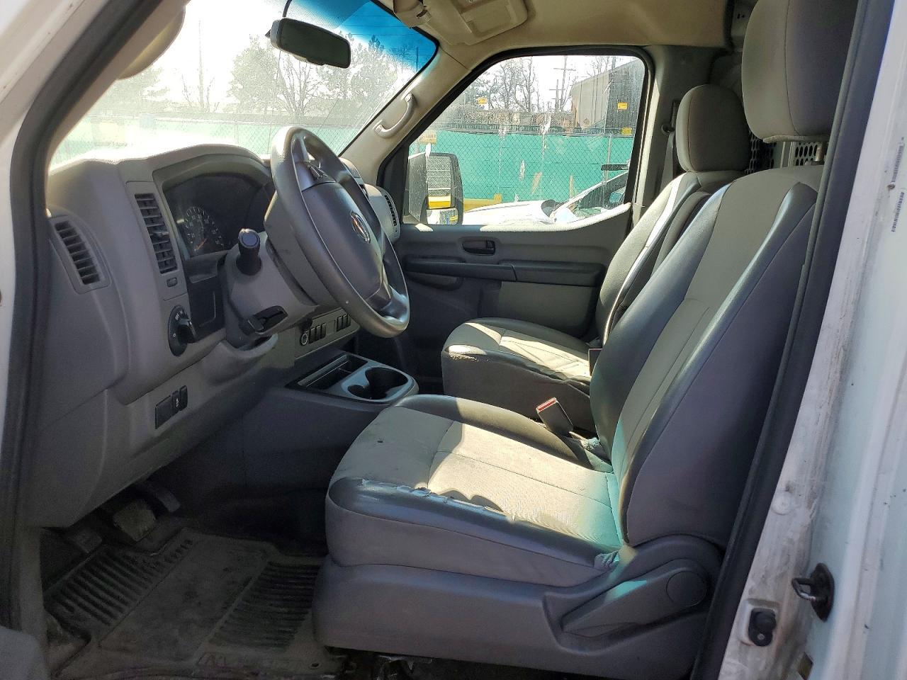 2016 Nissan NV 1500 S