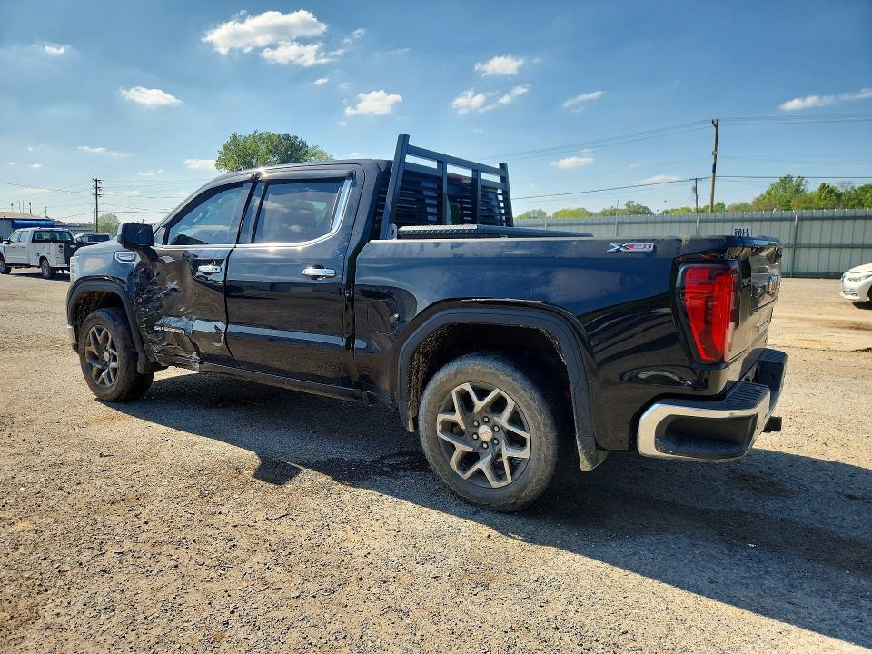 2022 GMC Sierra K1500 SLT