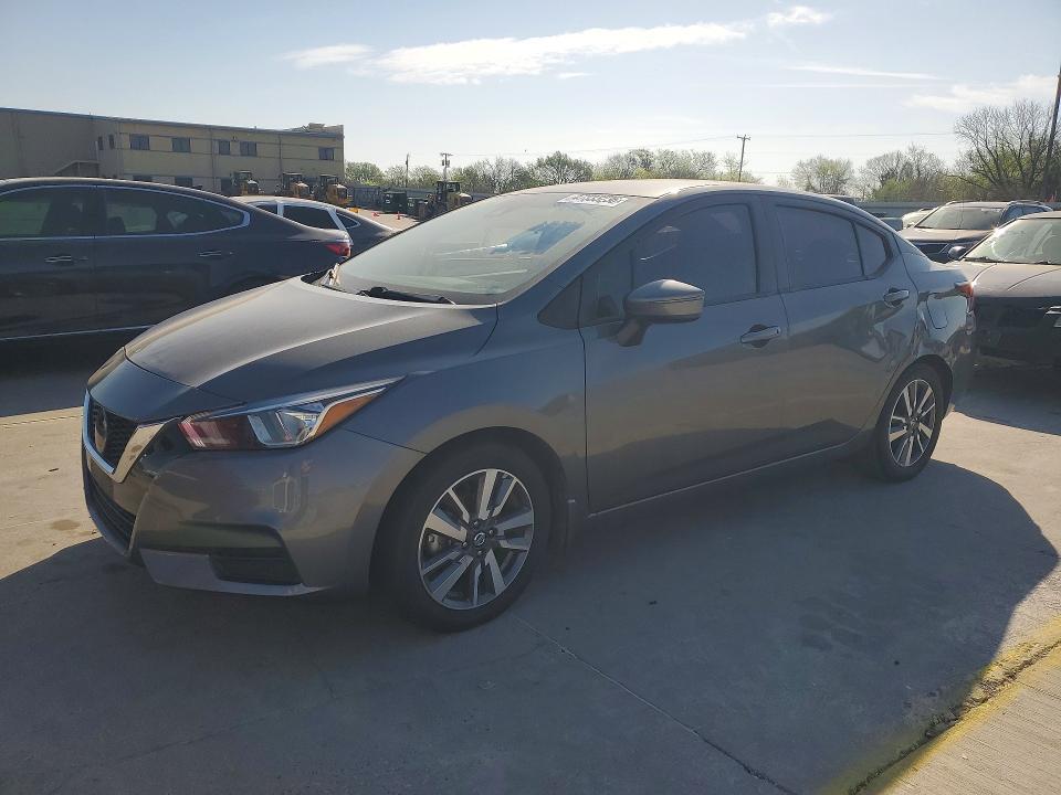 2020 Nissan Versa sv