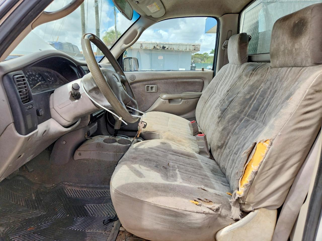 2002 Toyota Tacoma Base